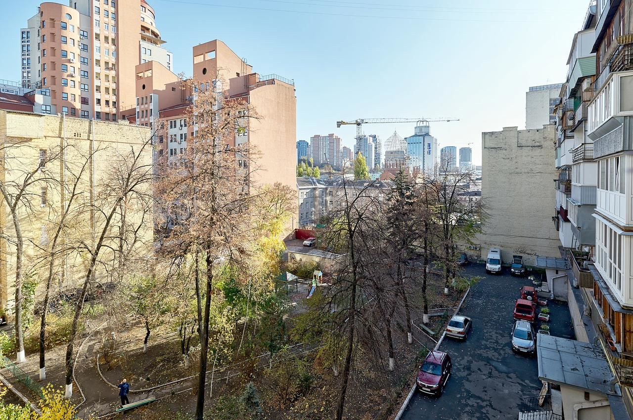 Апартаменты Apartment Olympyska on Velyka Vasylkyvska 45 Киев-13